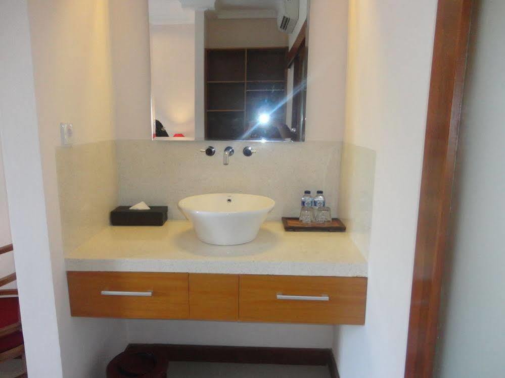Md Guesthouse By Best Deals Asia Hospitality Seminyak  Exterior photo